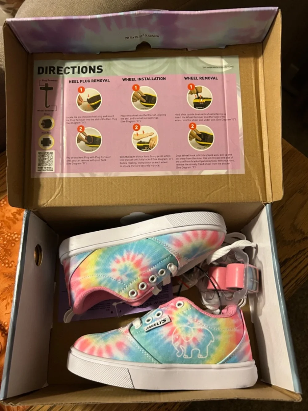 HEELYS The Original Wheeled Shoe Pro 20 Prints Ivory Ella Youth 13C NIB Tie Dye